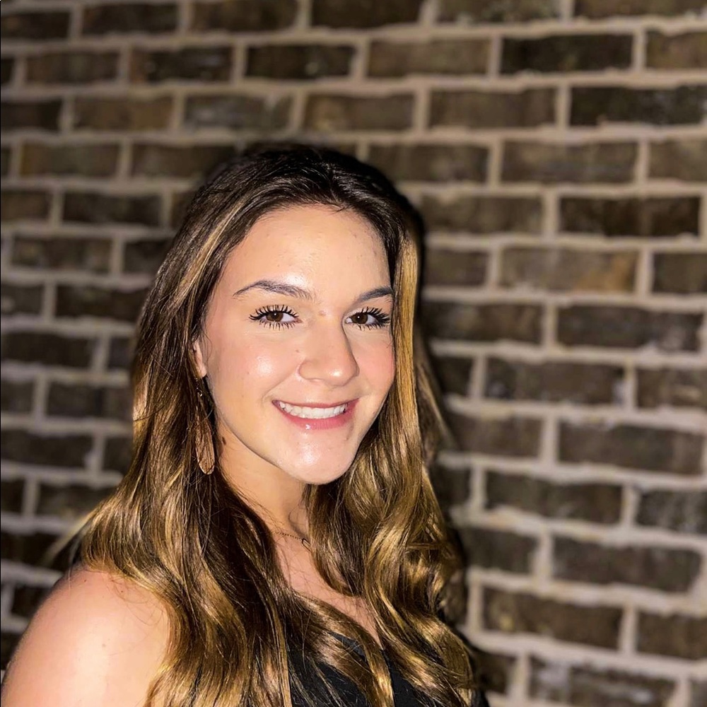 Meet your Posher, Maddie